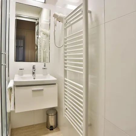 Vip * براتسيلافا